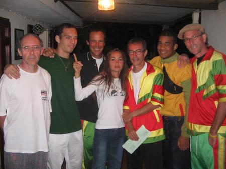 LA TEAM CANNE DE COMBAT